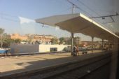 11.06.2014 - Girona: čekání na vlak ve směru opačném (foto z vlaku) © PhDr. Zbyněk Zlinský