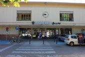 11.06.2014 - Figueres: vchod do výpravní budovy z Plaça Estació © PhDr. Zbyněk Zlinský