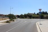 11.06.2014 - Figueres: přišel jsem zprava po Avinguda Puig Grau, odejdu doleva po Carrer de les Pedreres © PhDr. Zbyněk Zlinský