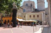 11.06.2014 - Figueres: atmosféra Plaça de Gala i Salvador Dalí © PhDr. Zbyněk Zlinský