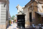 11.06.2014 - Figueres: atmosféra Plaça de Gala i Salvador Dalí © PhDr. Zbyněk Zlinský