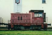 30.8.2002 - Vrútky: T 212 1596 v depe © Ondrej Krajňák