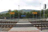 22.9.2014 - Bylnice: nové nástupiště a příchod k vlakům © Karel Furiš