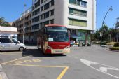 19.06.2014 - Malgrat de Mar: transferový autobus popojíždí na Plaça de l'Ancora © PhDr. Zbyněk Zlinský