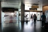 19.06.2014 - Barcelona-El Prat: ohlédnutí na začátek mostu ke stanici Aeroport © PhDr. Zbyněk Zlinský