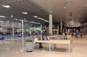 19.06.2014 - Barcelona-El Prat: bezpečnostní kontrola ze strany bezcelní zóny © PhDr. Zbyněk Zlinský