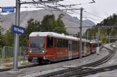 Jednotka GGB 3081 zastavuje ve stanici Riffelalp, 24.09.2014 © Pavel Stejskal