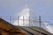 Matterhorn se z mlhy začíná objevovat, 25.09.2014 © Pavel Stejskal