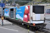 Kontejner obchodního řetězce Migros, 23.09.2014 © Pavel Stejskal