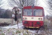 10.12.2005 - Otovice zastávka: 810.550, předposlední vlak © Václav Vyskočil