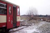 10.12.2005 - Otovice zastávka: 810.550, předposlední vlak © Václav Vyskočil