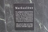 22.10.2014 - Wien Hauptbahnhof: centrální hala, „putovní“ socha lva (svatého) Marka u vchodu ze Südtiroler Platz © PhDr. Zbyněk Zlinský