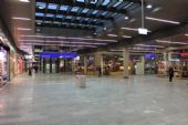 22.10.2014 - Wien Hauptbahnhof: obchody v 1. podzemním podlaží © PhDr. Zbyněk Zlinský