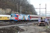 17.11.2014 - Ústí nad Orlicí: 380.002-6 projíždí v čele EC 126 ''Vsacan'' Žilina - Praha hl.n. © PhDr. Zbyněk Zlinský