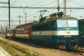 20.8.2001 - Košice: 363 094-4 na čele Os 7205 do Miškolca © Ondrej Krajňák