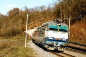 17.11.2001 - Ťahanovce: 350 004-8 na čele vlaku IC 501 Tatran © Ondrej Krajňák