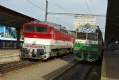 16.9.2013 - Košice: 460 038-3/037-5 vedľa 754 083-4 © Ondrej Krajňák