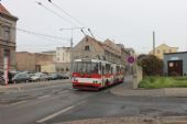 25.11.2014 - Ústí na Labem: trolejbus 15Tr02/6 č. 533 linky 57 opouští zastávku Západní nádraží © PhDr. Zbyněk Zlinský