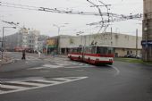 25.11.2014 - Ústí na Labem: trolejbus 15Tr08/6 č. 548 linky 55 odbočil z Masarykovy do Revoluční © PhDr. Zbyněk Zlinský