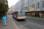 25.11.2014 - Ústí na Labem: trolejbus 15Tr02/6 č. 507 linky 53 přijíždí na zastávku Revoluční © PhDr. Zbyněk Zlinský