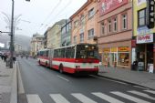 25.11.2014 - Ústí na Labem: trolejbus 15Tr13/6M č. 577 linky 51 na Mírovém náměstí © PhDr. Zbyněk Zlinský