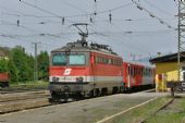 26.5.2008 - Zeltweg: lokomotiva 1142.633-5 s osobním vlakem R4216 (Unzmarkt - St.Michael) © Josef Vendolský