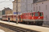 30.5.2008 - St. Pölten: Lokomotiva 2095.011-9 v podobě záskoku za elektriku řady 1099 na vlaku R6807 do Laubenbachmühle © Josef Vendolský