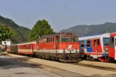 30.5.2008 - Spitz a.d. Donau: Již historie. ''Hydraulika'' 2043.063-3 s EZ 1998 ''Strundengau'' z Krems a.d. Donau do Linz Hbf © Josef Vendolský