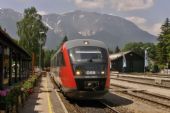 31.5.2008 - Puchberg am Schneeberg: ''Desiro'' 5022.048-0 během obratu mezi vlaky EZ 6453 a 6454 ''Schneebergland'' © Josef Vendolský