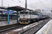 Ex 223 opouští Českou Třebovou za pomocí stroje 754.065; 3.12.2014 © Pavel Stejskal