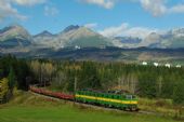 21.10.2014 - Štrba: 131 017-6/018-4 s nákladným vlakom © Ondrej Krajňák