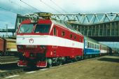 10.3.2002 - Poprad: 350 002-2 na čele vlaku R 600 Čingov © Ondrej Krajňák