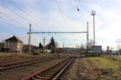 17.12.2014 - Týniště n.O.: přejezd P4024 v ulici T.G.Masaryka a koleje směr Častolovice a Borohrádek © PhDr. Zbyněk Zlinský