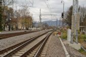 Južné zhlavie žst. Trenčín, nová trať bude mierne zatáčať vpravo, 21.11.2014 © F.Smatana