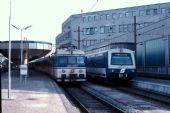 Jednotky ÖBB 4030.206 a 4020.024 na nádraží Westbahnhof (15.12.1989) © Pavel Stejskal