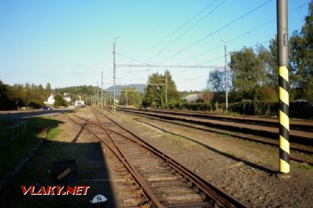 27.9.2014 - Ostrov nad Ohří, pohled k chomutovskému zhlaví © Ing. Marek Vojáček