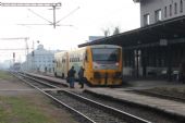 16.01.2015 - Chlumec n.C.: 814.024-6/914.024-5 jako Os 5223 Chlumec n.C. - Hradec Králové hl.n., vzadu odstavený 810.229-5 © PhDr. Zbyněk Zlinský