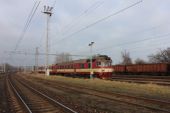 16.01.2015 - Chlumec n.C.: 80-29 212-5 + 854.016-3 odjíždí jako Sp 1804 Trutnov hl.n. - Kolín © PhDr. Zbyněk Zlinský