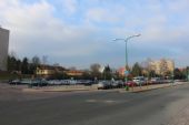 16.01.2015 - Chlumec n.C.: autobusová stanoviště a parkoviště před nádražím © PhDr. Zbyněk Zlinský