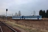 16.01.2015 - Chlumec n.C.: 810.343-4 přijíždí v čele Os 5713 Městec Králové - Stará Paka © PhDr. Zbyněk Zlinský