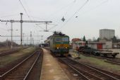 16.01.2015 - Chlumec n.C.: 163.078-9 odstupuje z Os 5204 Týniště n.Orlicí - Chlumec n.Cidlinou, vpravo MUV 69.2-067 © PhDr. Zbyněk Zlinský