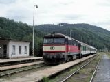 ''Zamračená'' 749.121-0 byla v DKV Olomouc známá jako ''Pavlínka'' (Hanušovice, 28.7.2007) © PhDr. Zbyněk Zlinský