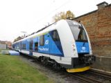 Prototypová jednotka 650.001-1/651.001-0 se stala objektem křtu obchodního názvu ČD ''RegioPanter'' (Škoda Plzeň, 3.11.2011) © PhDr. Zbyněk Zlinský