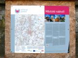 17.02.2015 - Jihlava: tabulka na zastávce informuje o historii města … © Luděk Šimek