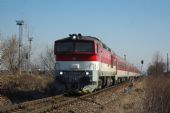 10.03.2015 - Haniska pri Košiciach: 757 010-4 na čele rýchlika R 812 Sitno © Ondrej Krajňák