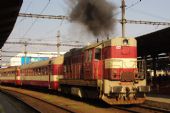 10.04.2015 - Brno hl. nádr.: 742 320-5 posunuje © Ondrej Krajňák