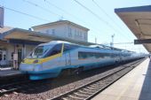 21.04.2015 - Choceň: 680.002 projíždí jako SC 509 ''Pendolino'' Praha hl.n. - Ostrava hl.n. © PhDr. Zbyněk Zlinský