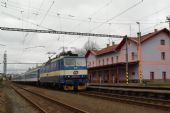 3.4.2015 - Ostrov nad Ohří: 362 057-2 na čele vlaku R 609 Bílina © Ondrej Krajňák