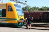 16.05.2015 - Týniště n.O.: 841.073-0 jako Os 5147 Náchod - Doudleby n.O. - příprava na spřažení © PhDr. Zbyněk Zlinský