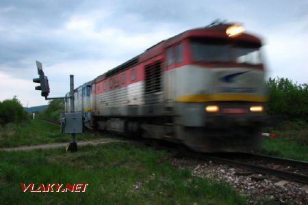 Vlaku sme sa dočkali už skoro potme - 1.5.2015, Pusté Čemerné © Marek L.Guspan